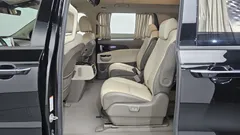 2023 Kia Carnival Diesel 9-Seater Hi-Limousine — фото 11