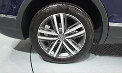 2023 Volkswagen Tiguan 2.0 TSI Prestige — фото 5