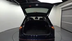 2023 Volkswagen Tiguan 2.0 TSI Prestige — фото 20