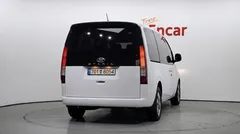 2022 Hyundai Staria Tourer 11-Seater — фото 4