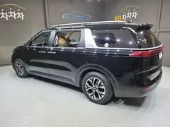2023 Kia Carnival Diesel 9-Seater Prestige — фото 6