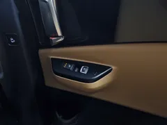 2023 Kia Carnival Diesel 9-Seater Prestige — фото 17