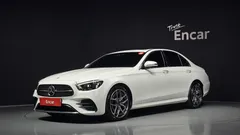 2023 Mercedes-Benz E-Class E220d 4MATIC AMG Line — фото 1