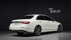 2023 Mercedes-Benz E-Class E220d 4MATIC AMG Line — фото 2