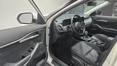 2023 Kia Seltos Gasoline 1.6 Turbo 2WD, белый — фото 10
