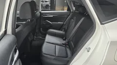 2023 Kia Seltos Gasoline 1.6 Turbo 2WD, белый — фото 12