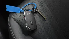 2023 Kia Seltos Gasoline 1.6 Turbo 2WD, белый — фото 17