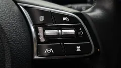 2023 Kia Seltos Gasoline 1.6 Turbo 2WD, белый — фото 19
