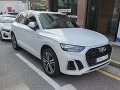 2023 Audi Q5 45 TFSI Quattro Premium — фото 8