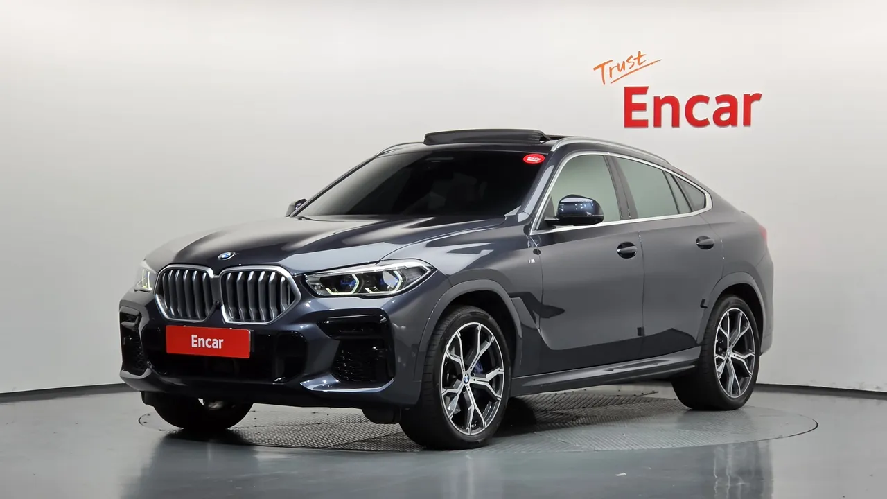 2022 BMW X6 xDrive40i M Sport