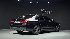 2023 BMW 5-Series 530e M Sport — фото 2