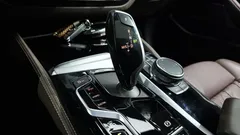 2023 BMW 5-Series 530e M Sport — фото 9