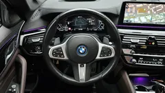 2023 BMW 5-Series 530e M Sport — фото 15