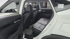 2022 Kia Seltos Gasoline 1.6 Turbo 2WD, белый — фото 11