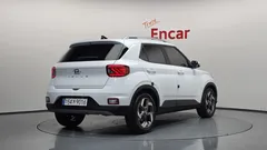 2022 Hyundai Venue 1.6 Modern Plus, белый — фото 2