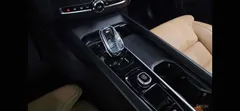 2022 Volvo XC60 B6 Inscirtion — фото 9
