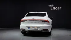 2023 Hyundai Grandeur 3.0 LPi Rent Car — фото 4