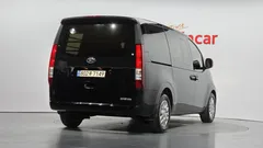 2023 Hyundai Staria Cargo 5-Seater — фото 2