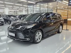 2022 Toyota Sienna 2.5 Hybrid 2WD — фото 1