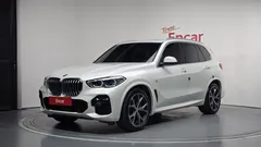 2022 BMW X5 xDrive 40i M Sport — фото 1
