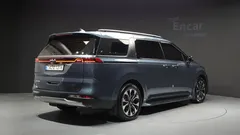 2022 Kia Carnival Diesel 9-Seater Signature — фото 2