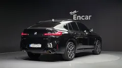 2022 BMW X4 xDrive20i M Sport — фото 2