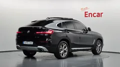 2022 BMW X4 xDrive20i xLine — фото 2