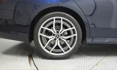 2022 Mercedes-Benz E-Class E220d 4MATIC AMG Line — фото 5