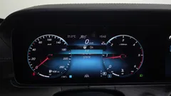2022 Mercedes-Benz E-Class E220d 4MATIC AMG Line — фото 8