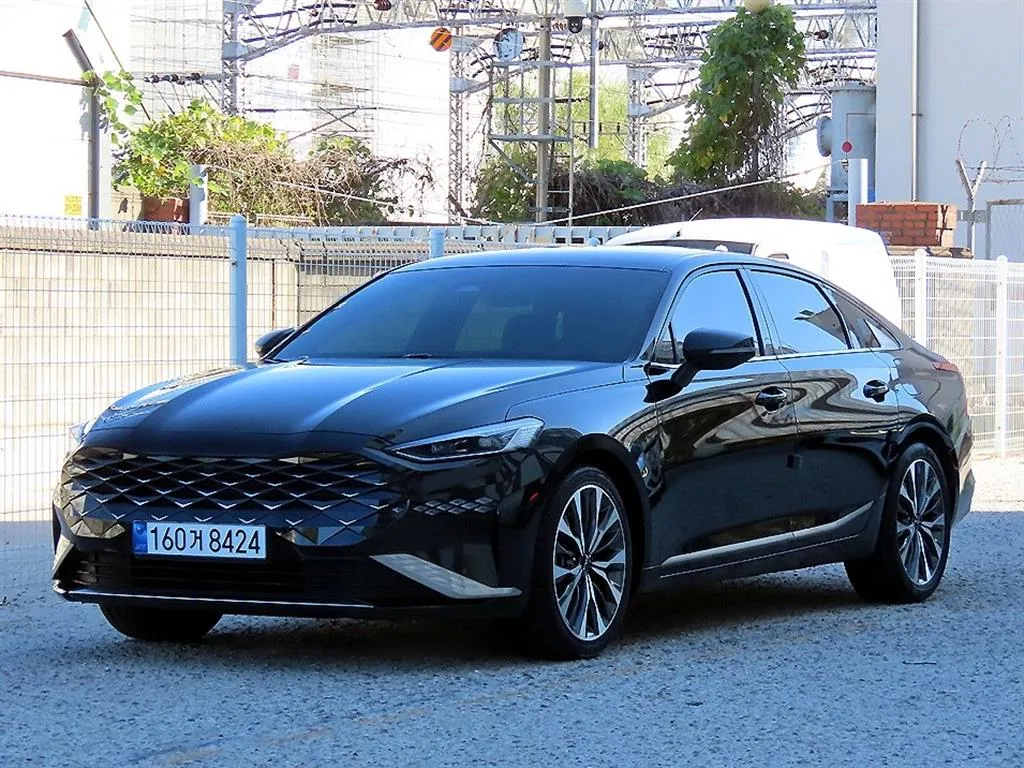 2022 Kia K8 2.5 Gasoline 2WD