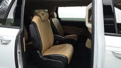 2023 Kia Carnival Diesel 9-Seater Noblesse — фото 11