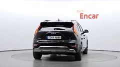 2022 Kia Niro Signature — фото 4
