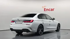 2022 BMW 3-Series 320i M Sport — фото 2