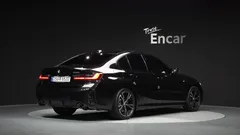 2023 BMW 3-Series 320i M Sport — фото 2
