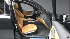2023 BMW 3-Series 320i M Sport — фото 15