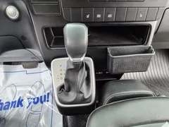 2022 Hyundai Staria Cargo 3-Seater, серо-серебристый — фото 8
