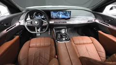 2023 BMW 7-Series 740i sDrive M Sport — фото 7