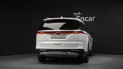 2023 Kia Carnival Diesel 9-Seater Noblesse — фото 4