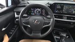 2023 Lexus UX 2.0 2WD — фото 14
