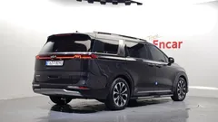 2023 Kia Carnival Diesel 9-Seater Signature — фото 2
