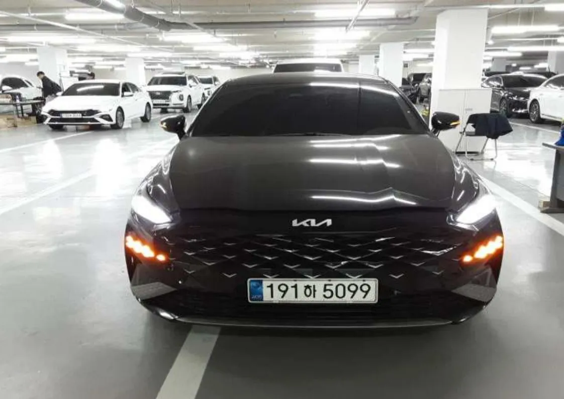2022 Kia K8 2.5 Gasoline 2WD
