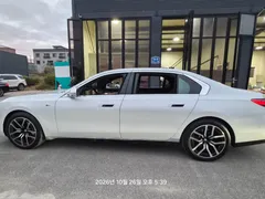 2023 BMW 7-Series 740i sDrive M Sport — фото 2