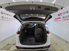 2023 Kia Carnival Gasoline 7-Seater Signature — фото 7