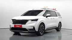 2023 Kia Carnival Diesel 9-Seater Signature — фото 1