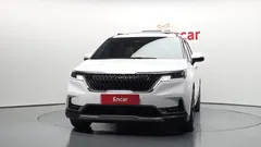 2023 Kia Carnival Diesel 9-Seater Signature — фото 3