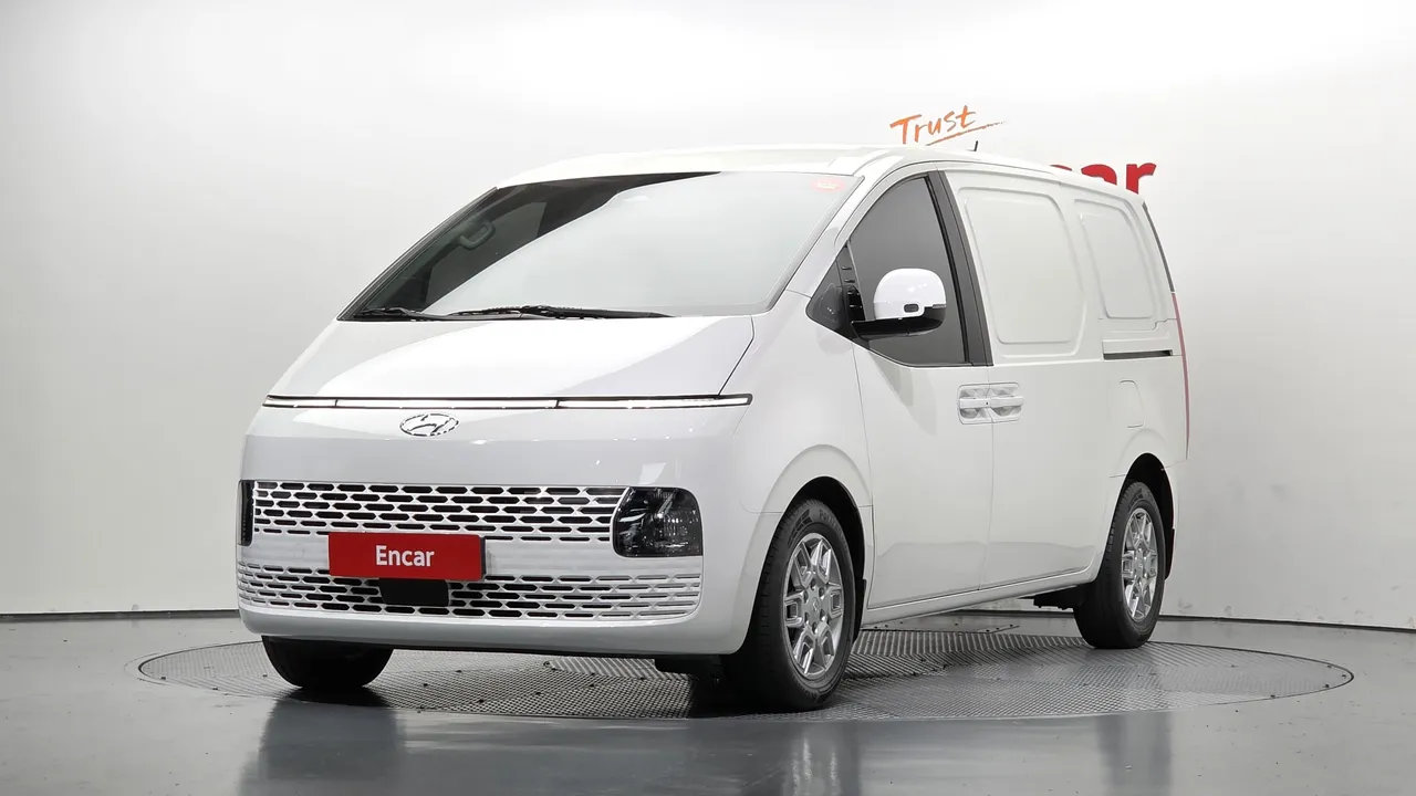 2022 Hyundai Staria Cargo 3-Seater