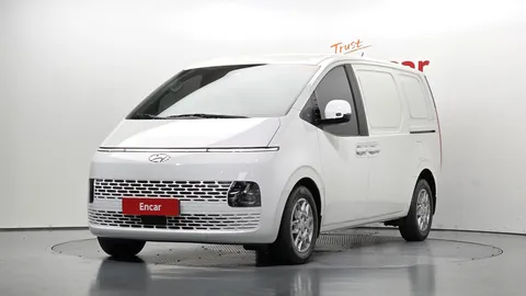 2022 Hyundai Staria Cargo 3-Seater