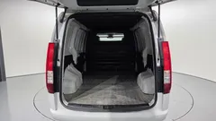 2022 Hyundai Staria Cargo 3-Seater, белый — фото 20