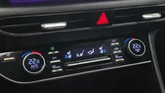 2023 Hyundai Sonata 2.0, белый — фото 18