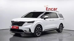 2023 Kia Carnival Gasoline 7-Seater Signature, белый — фото 1
